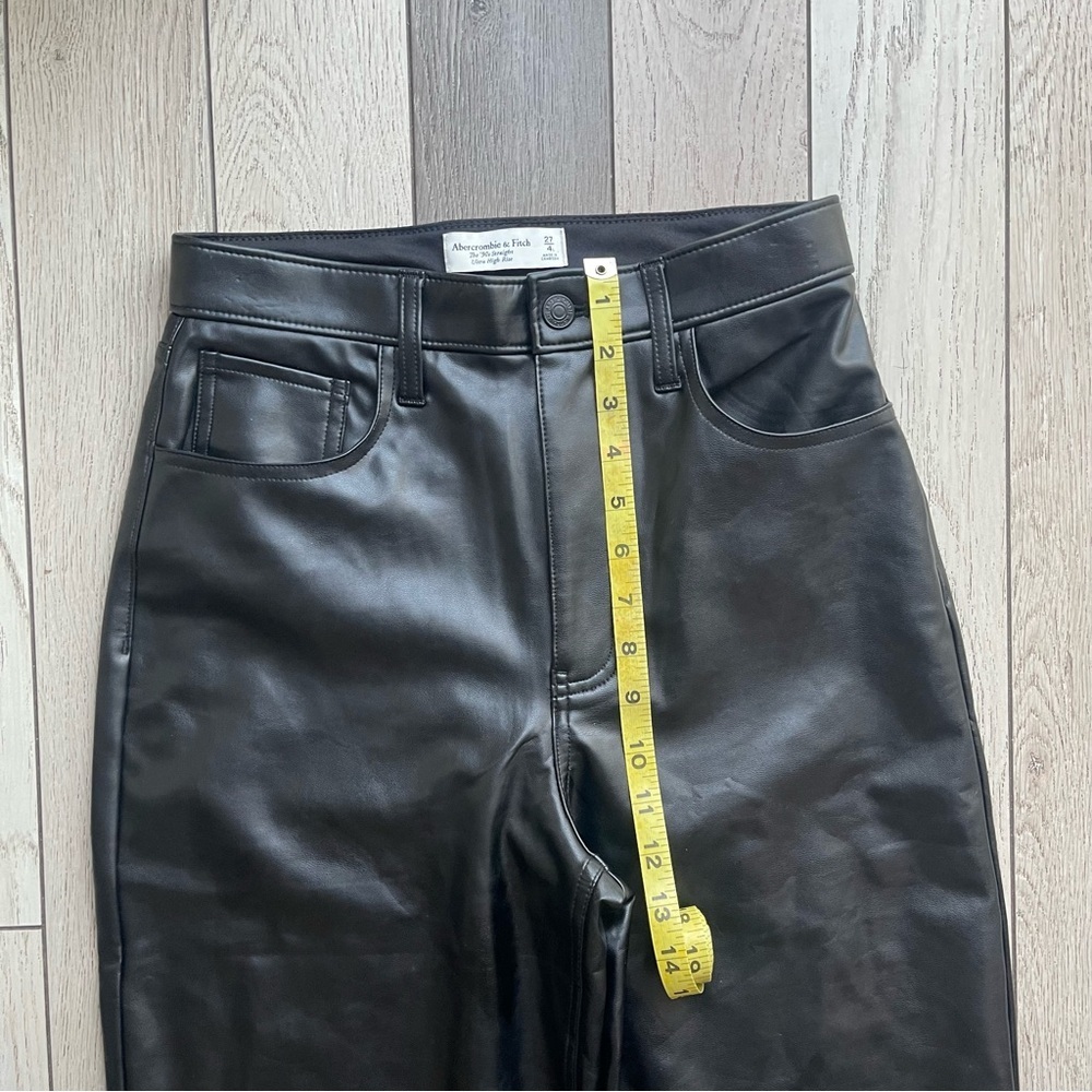Abercrombie & Fitch Black High-Rise Pants - Picture 5 of 6